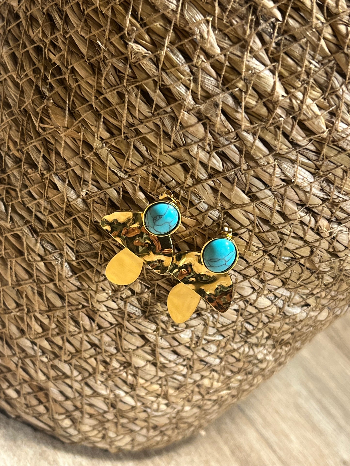 Pendientes detalle turquesa