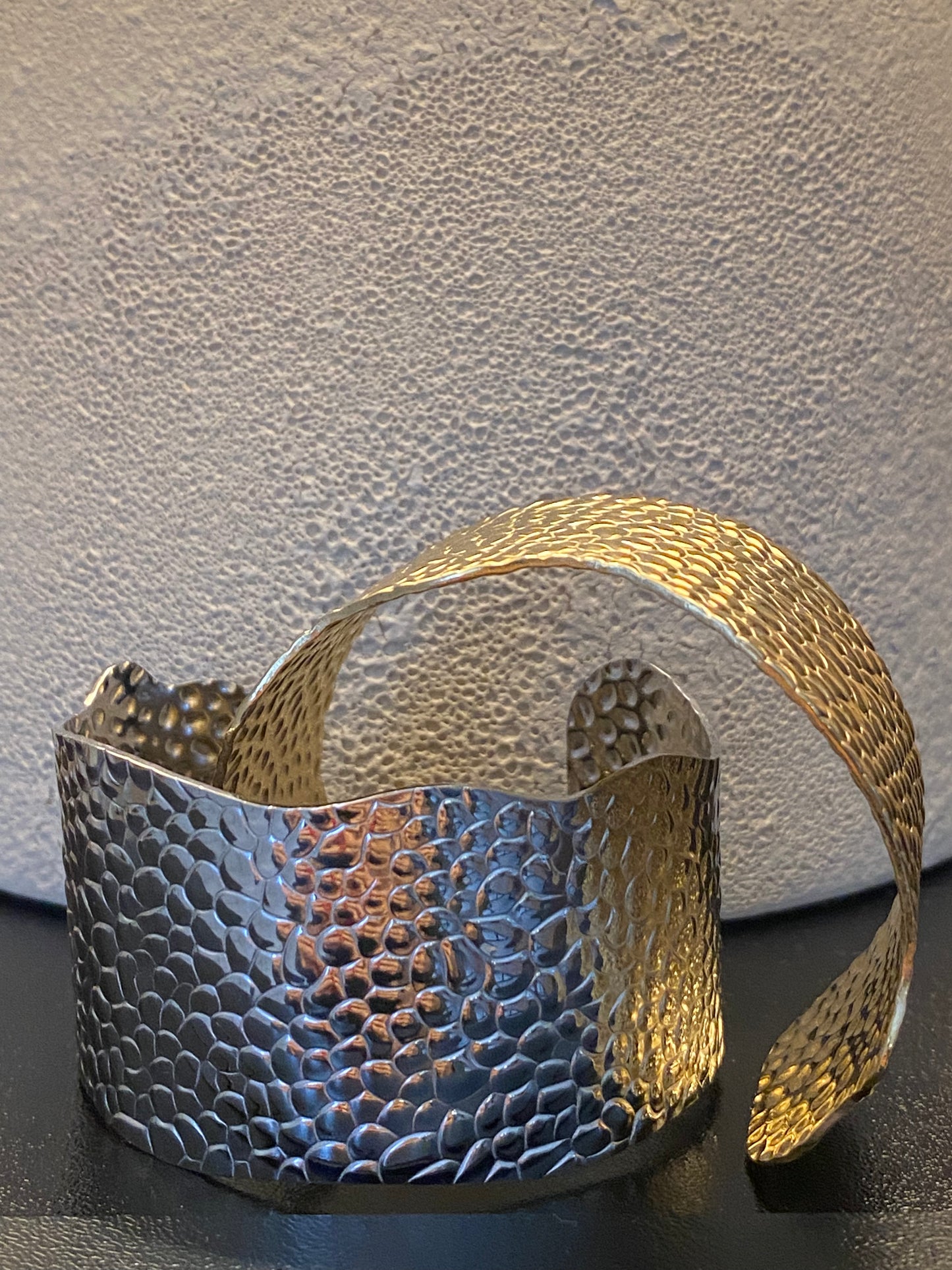 Granulated bracelet