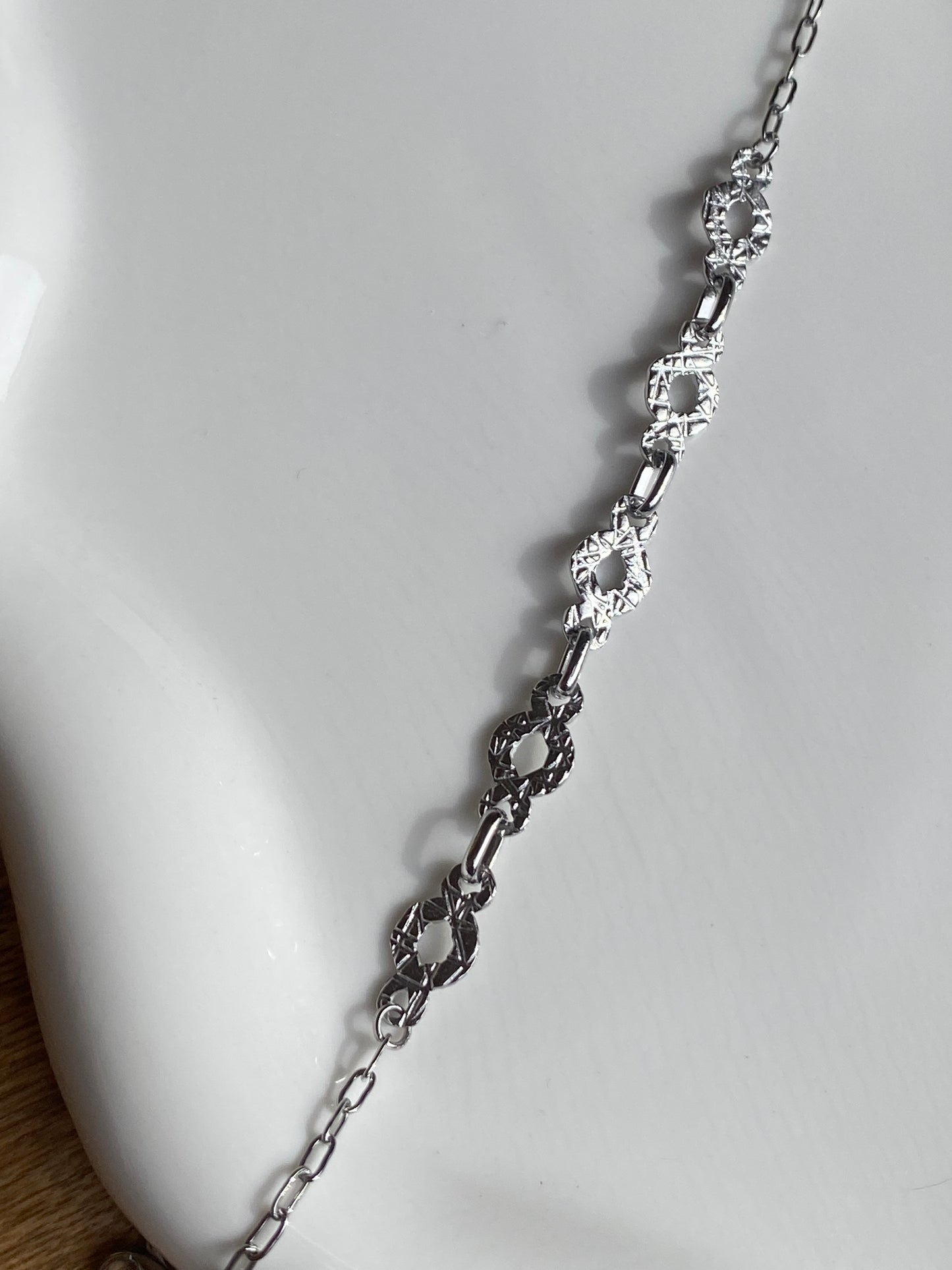 Link bracelet
