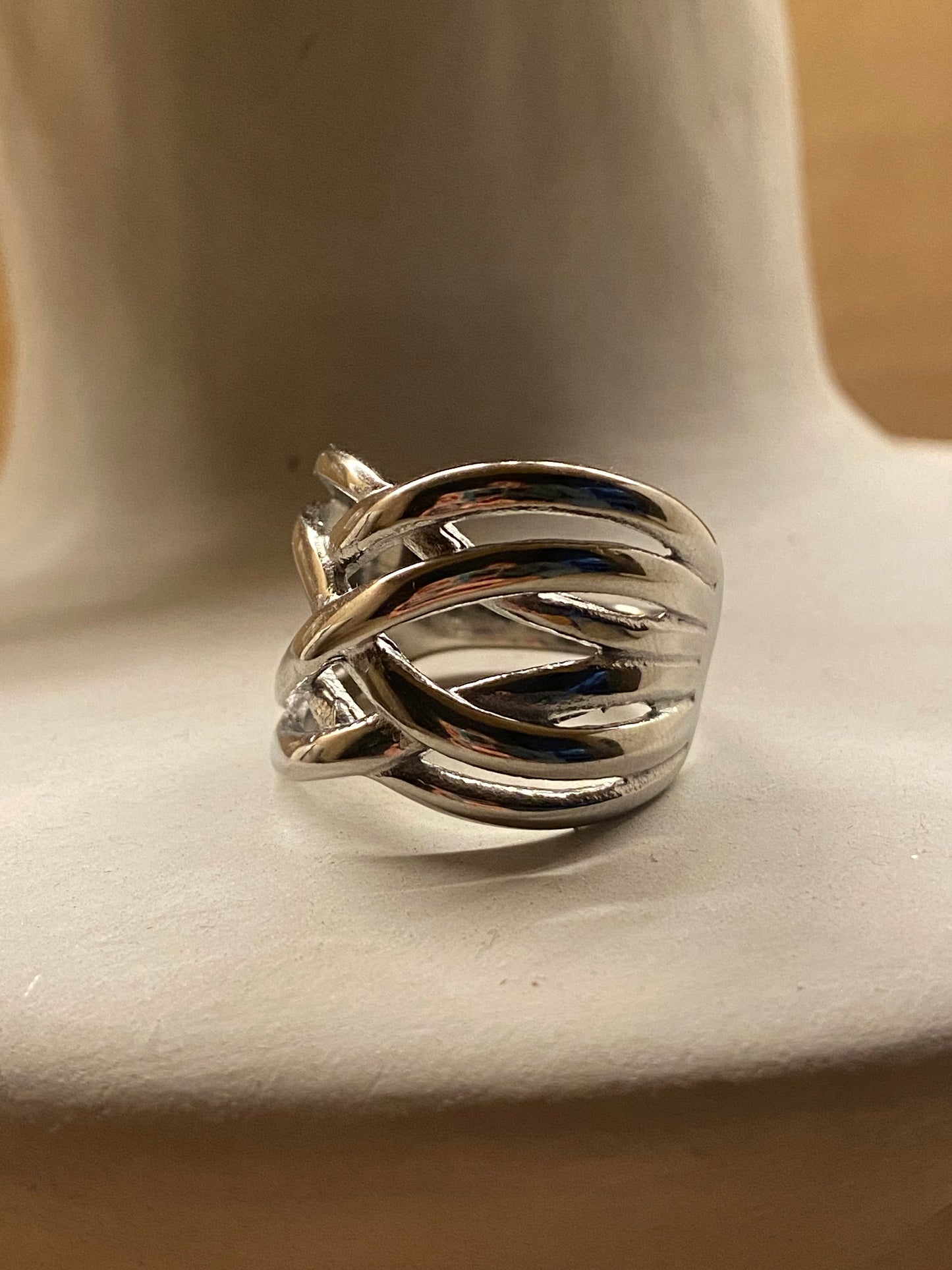 Anillo cruzado