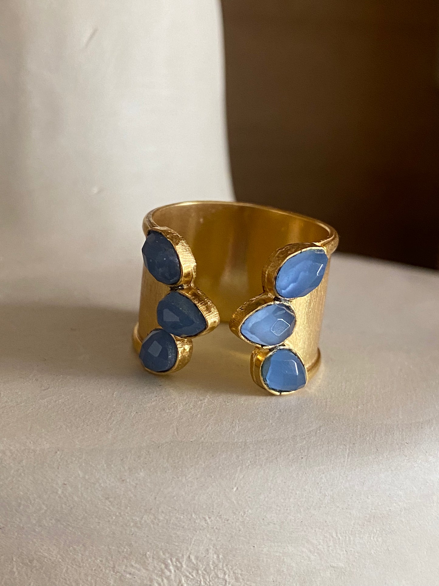 Three-stone ring