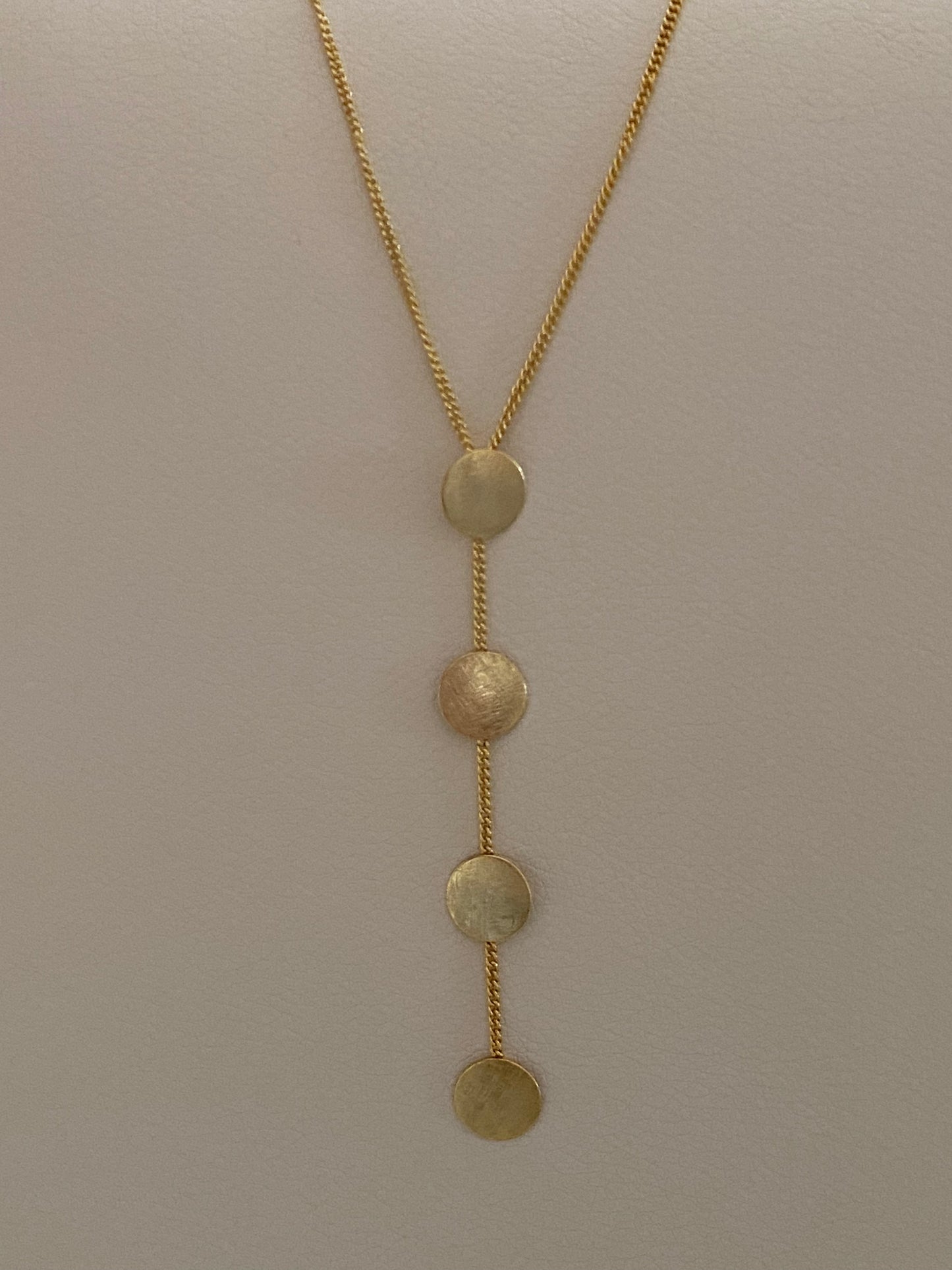 NEW IN! Round drop tie rack