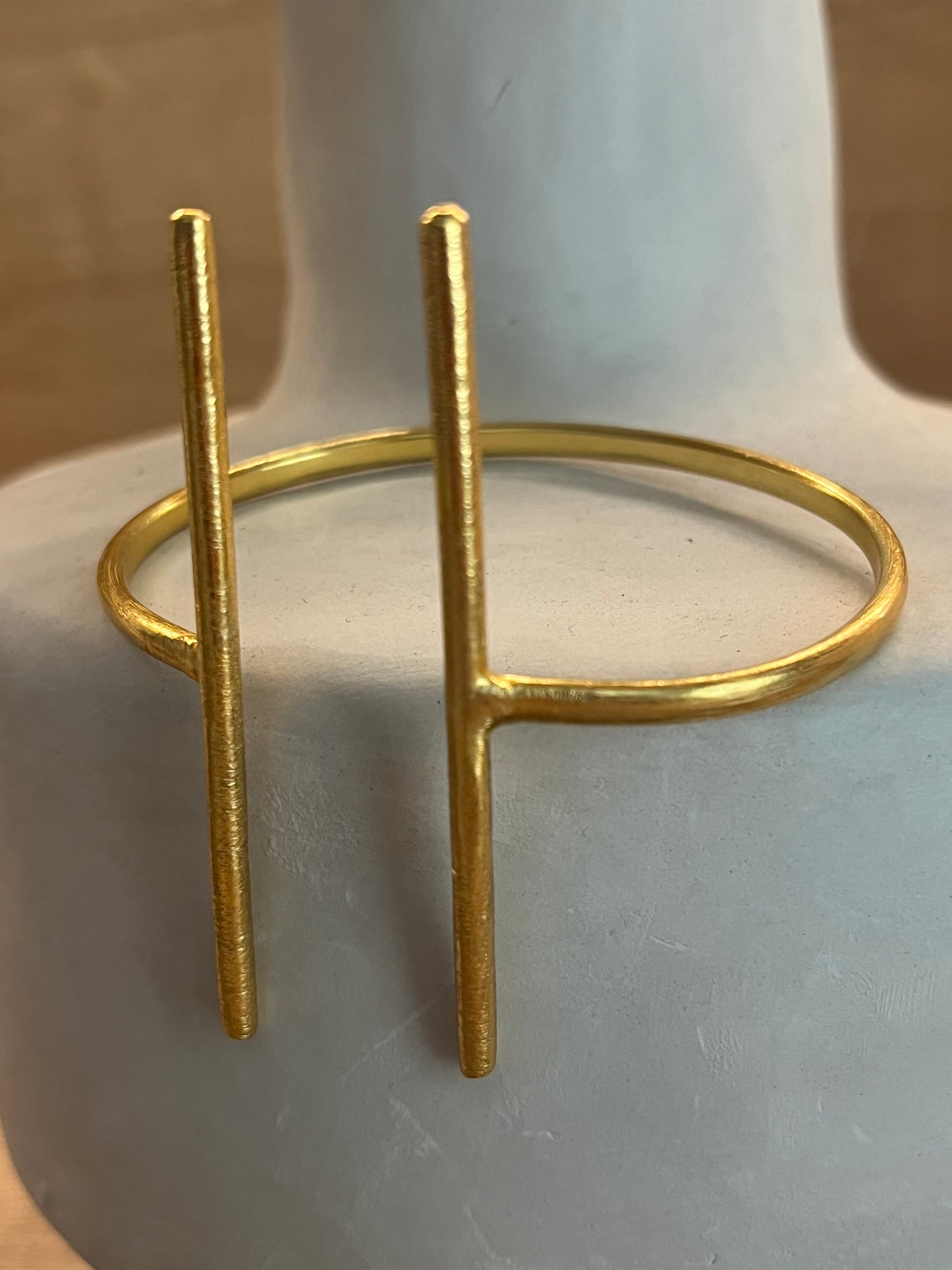 Brazalete abierto