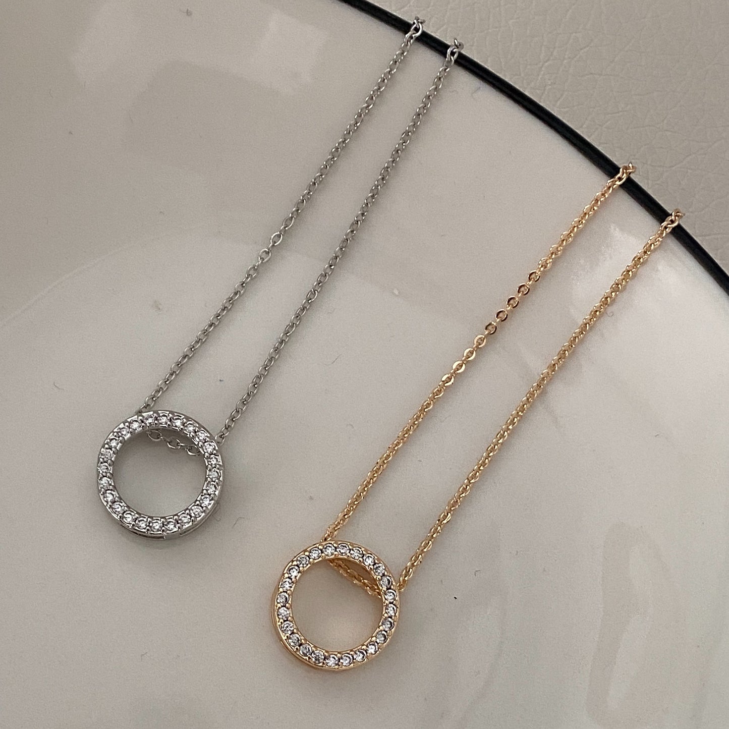 Colgante circular circonitas