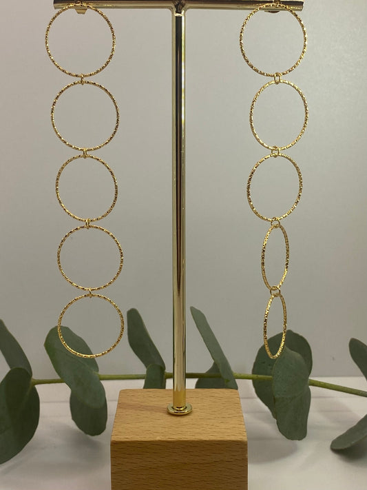 Maxi pendientes dorados