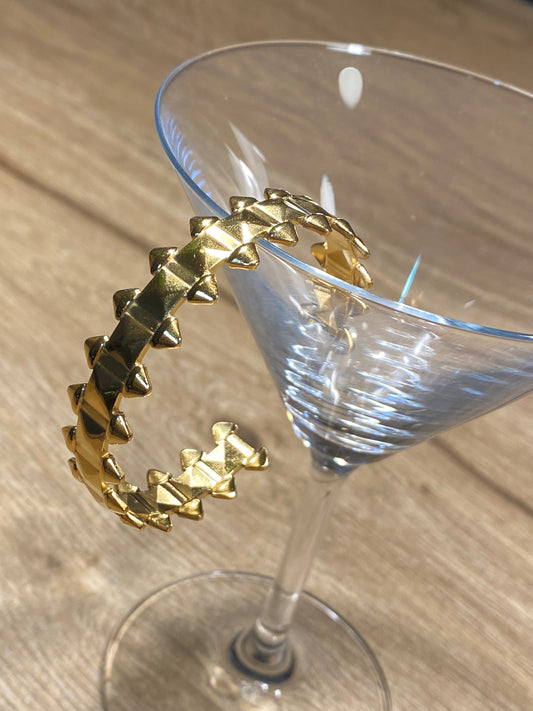 Gold spiked bracelet