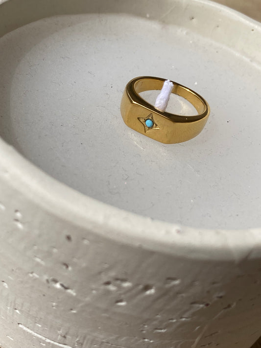 Blue star signet ring