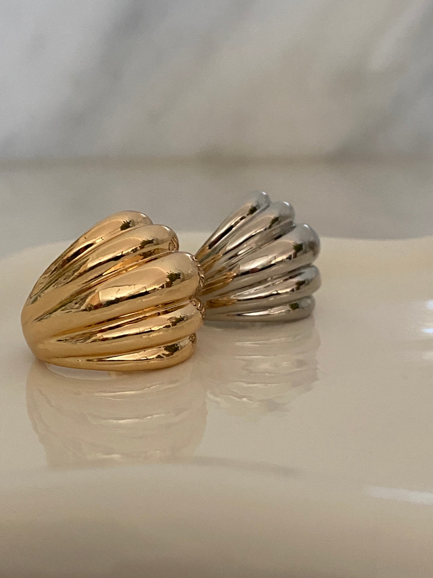 Maxi anillo dorado y plateado