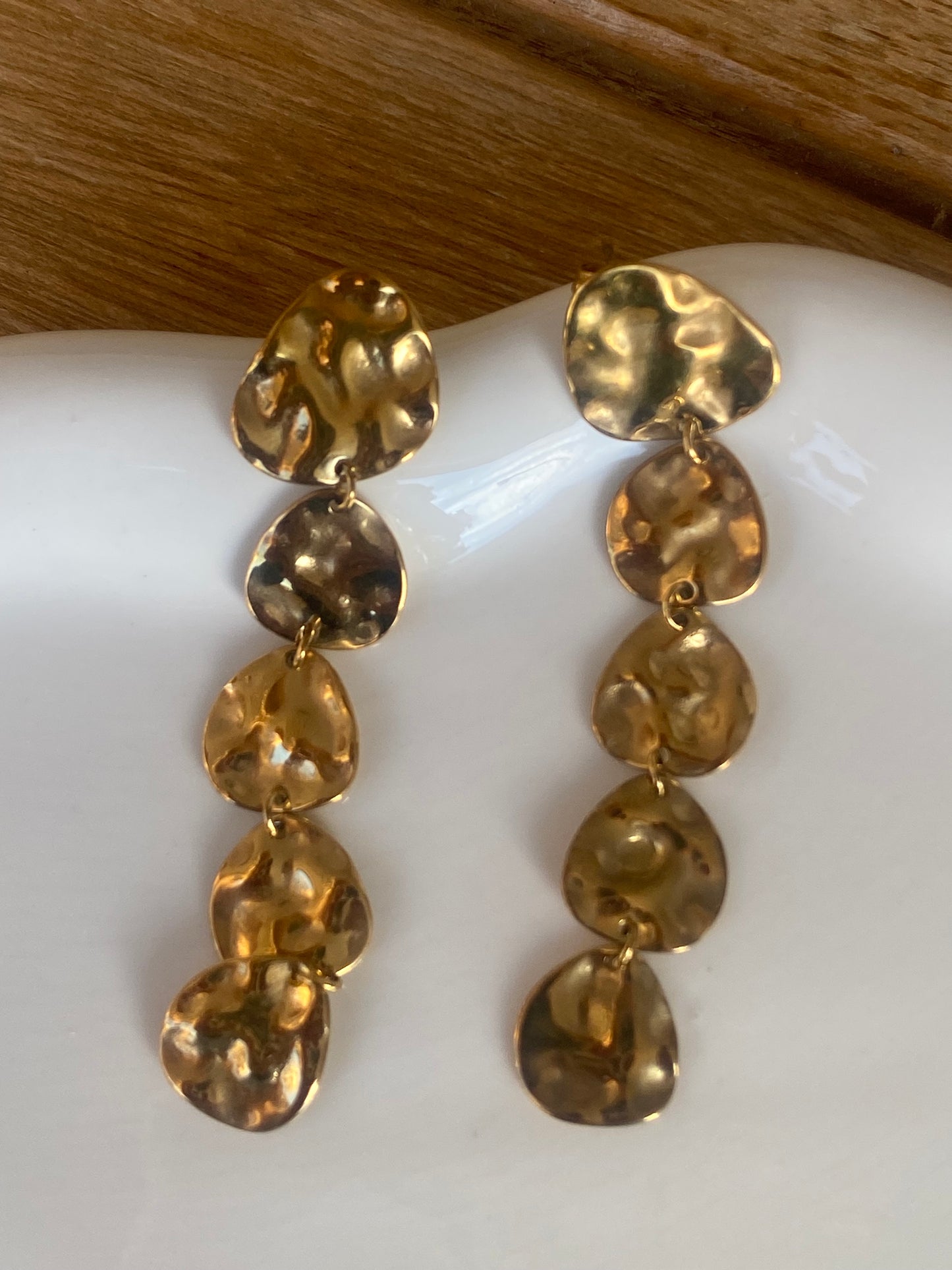 Pendientes largos irregulares
