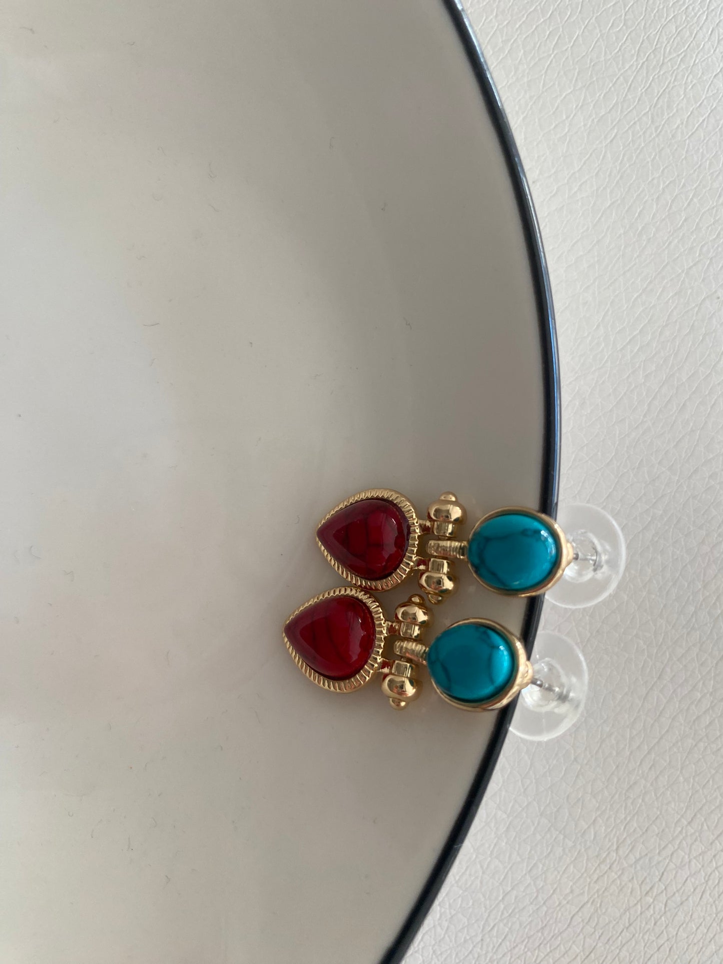 Pendientes dos piedras