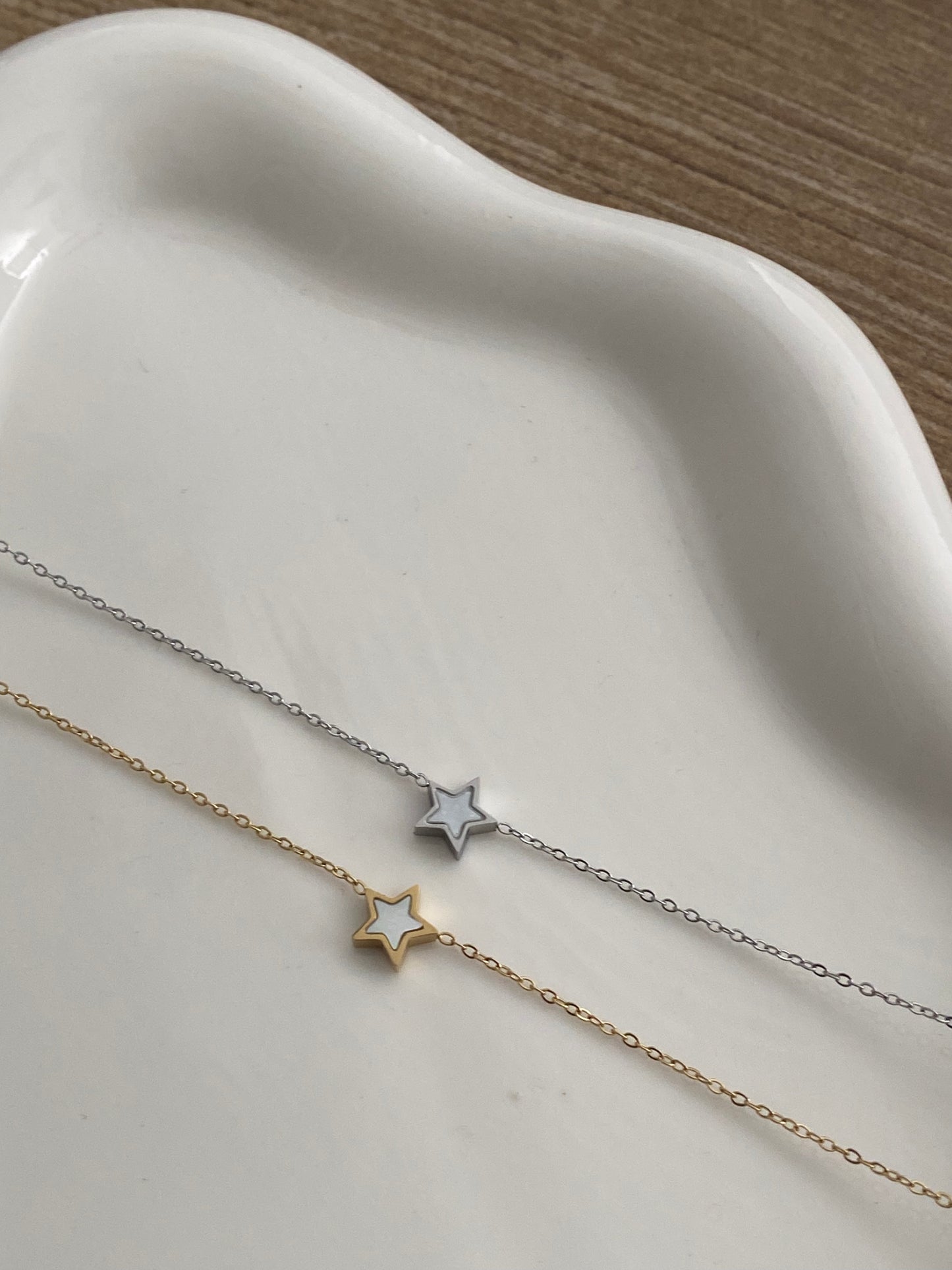 NEW IN! Star bracelet