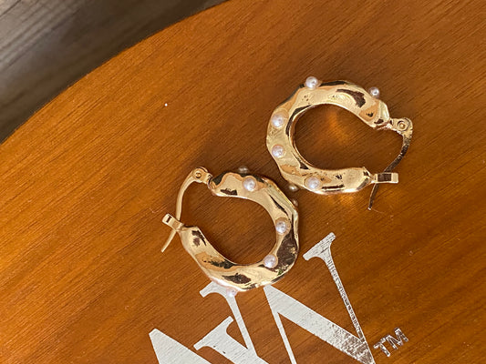 Aritos irregulares con perlitas