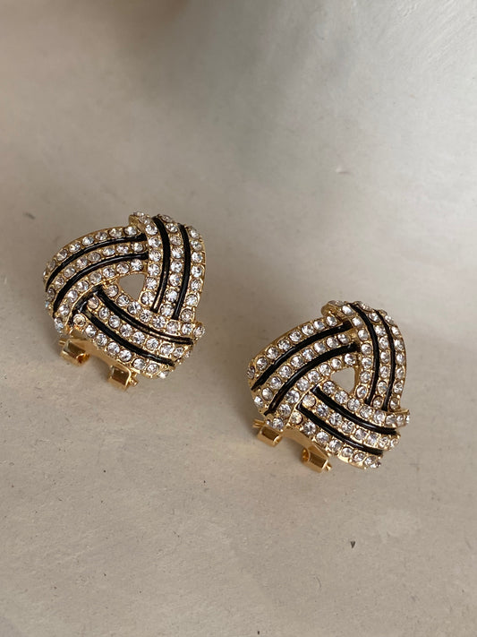 Pendientes triangulares circonitas