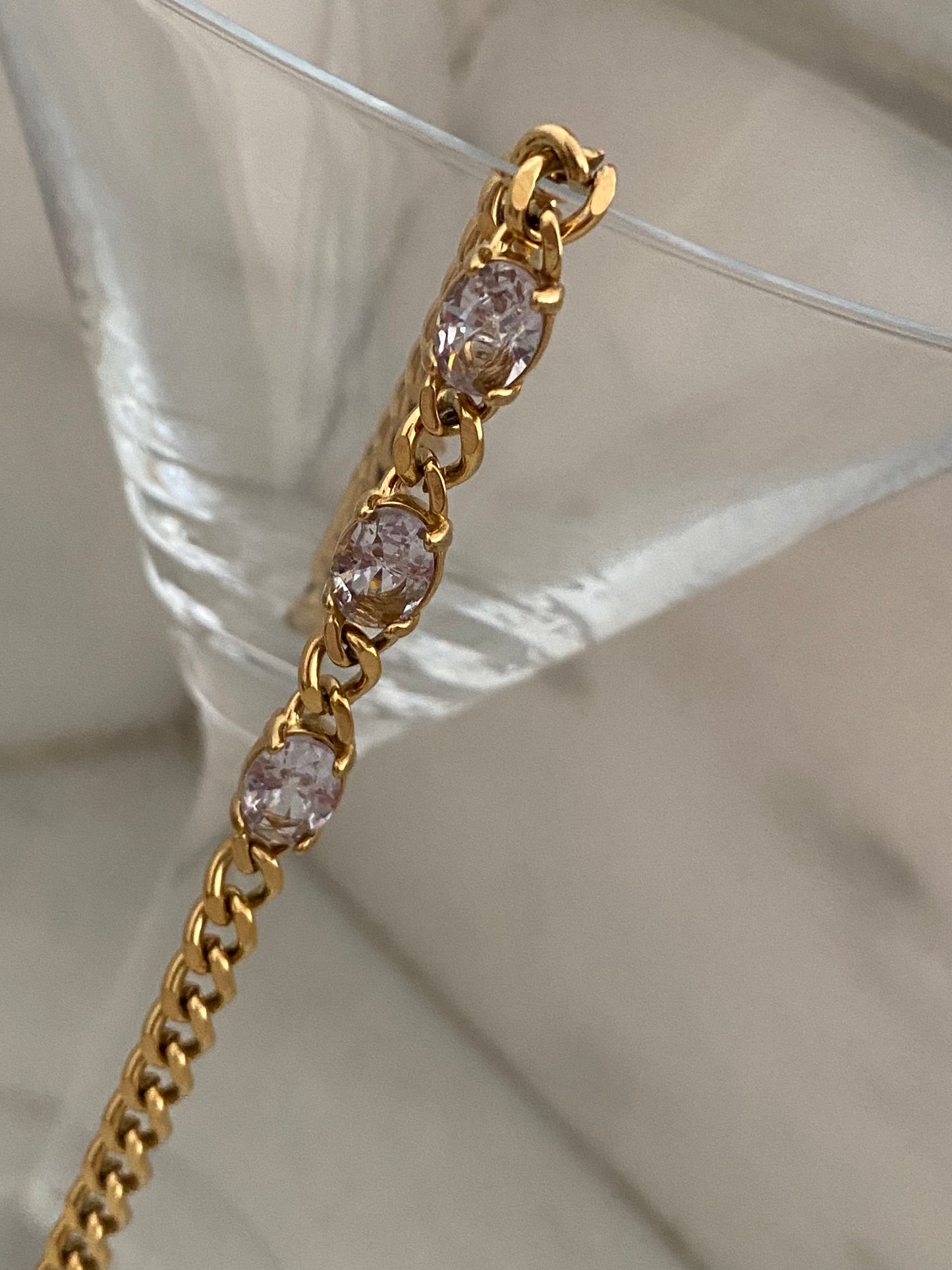 Pulsera cadena tres circonitas