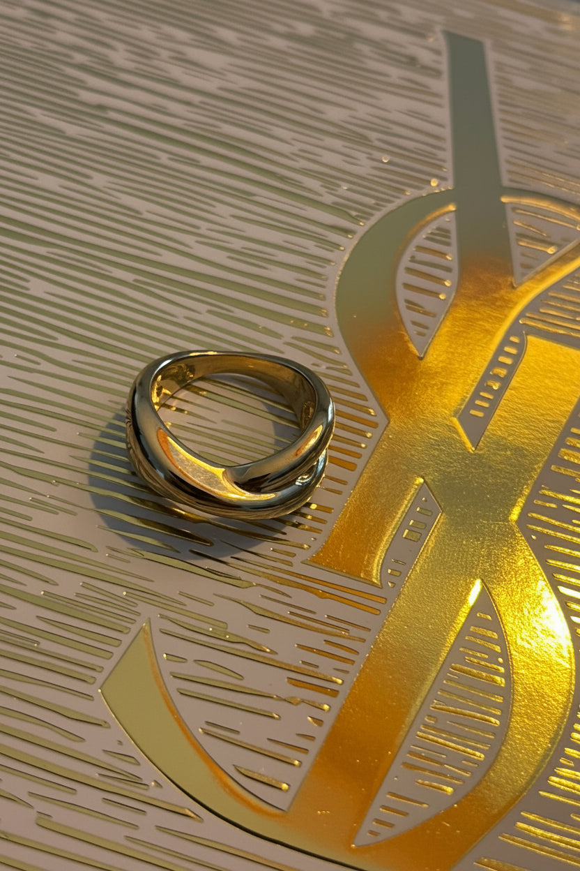 Anillo cruzado