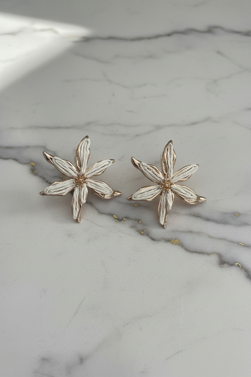 NEW IN! Pendientes flor rígida